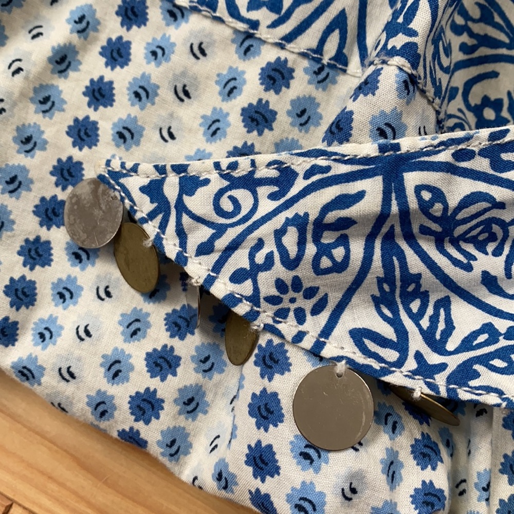 Vintage AEO | blue and white floral skirt - Picture 3 of 4